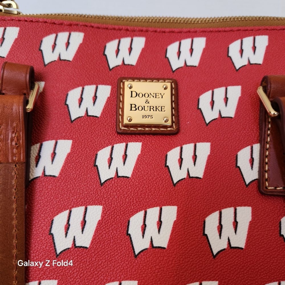 Red and White Tote Bag Dooney Bourke - Picture 5 of 8